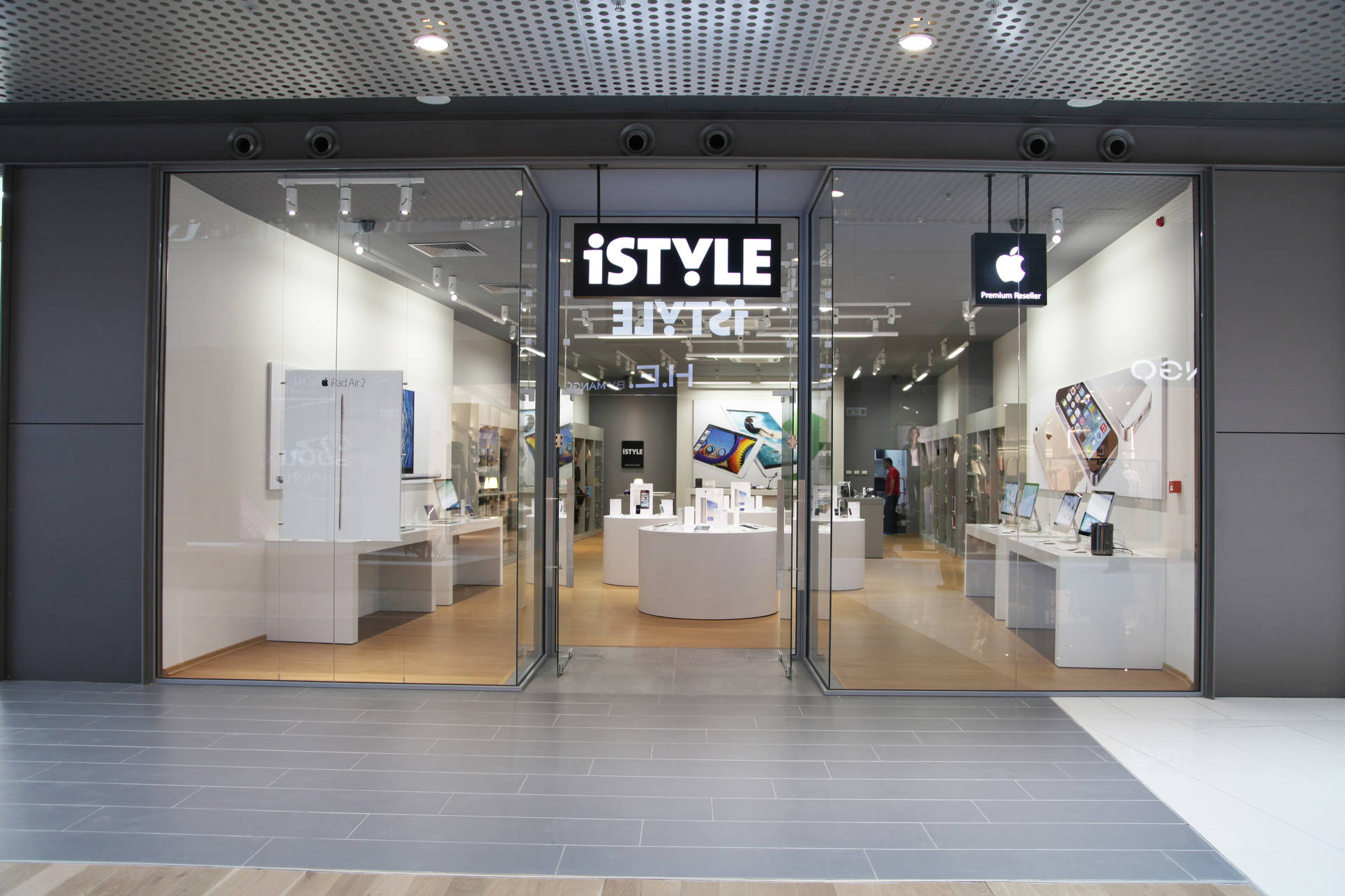 iSTYLE